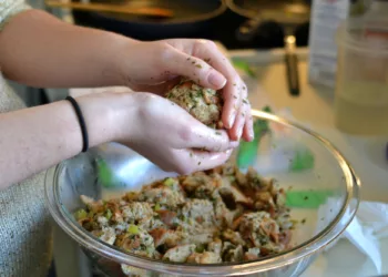 5 Tasty Add-Ins To Dress Up Boxed Stuffing Mix