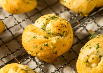 Garlic Knots