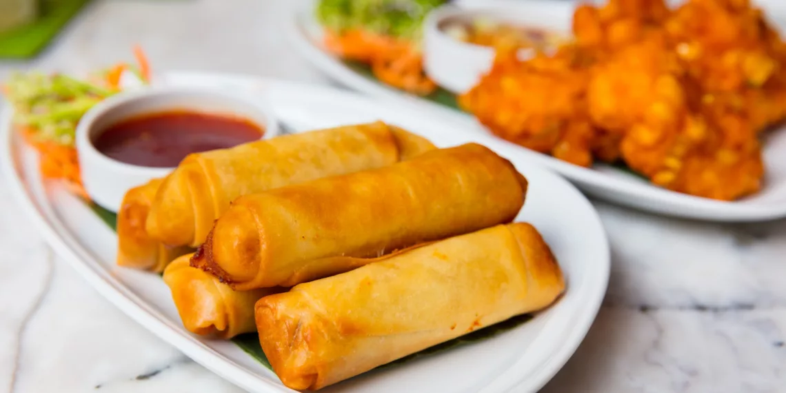 Spring Rolls With Curry Sauce