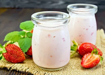 Strawberry Frozen Yogurt