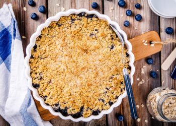 Blueberry Crumble Pie