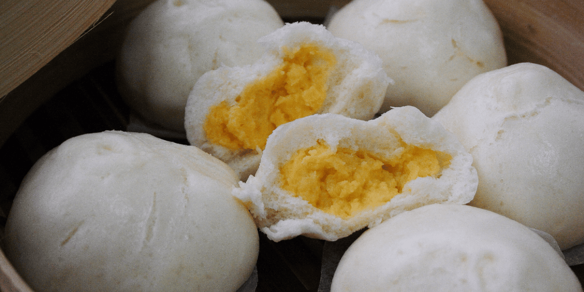Buttery Custard Buns