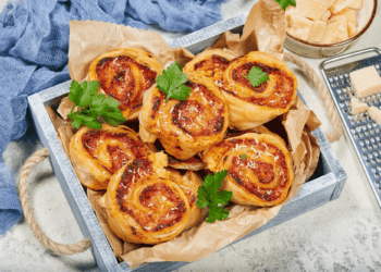 Easy Pizza Rolls Recipe