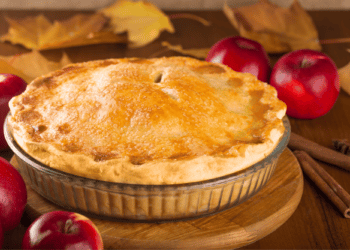 Sugary Caramel Apple Pie