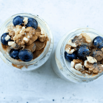 Delicious Overnight Oatmeal Berry Breakfast Parfait Recipe