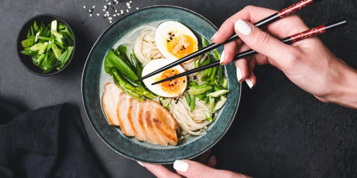 Easy Chicken Ramen Recipe - Thefoodiebunch Easy Chicken Ramen Recipe
