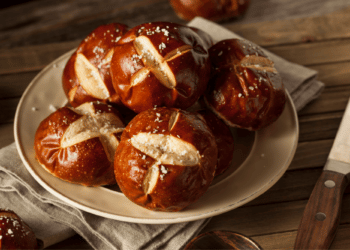 Aromatic Freshly-Baked Pretzel Rolls