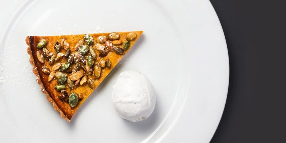 Easy No-Bake Holiday Pumpkin Pie