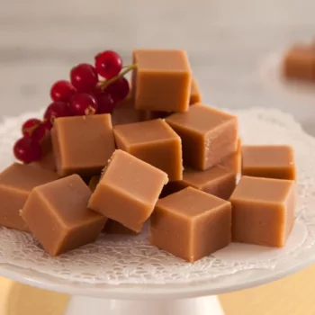 Heavenly Christmas Pudding Fudge