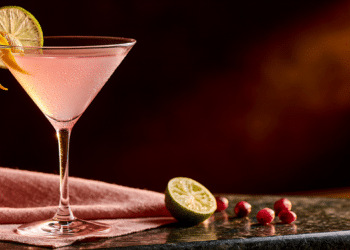 Classic Cosmopolitan Cocktail Recipe (5 Minutes)