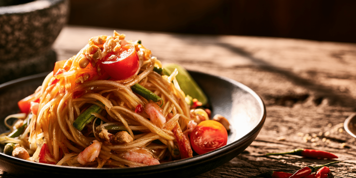 Spicy And Tangy Thai Green Papaya Salad Delight - Thefoodiebunch Som Tam (Thai Green Papaya Salad)
