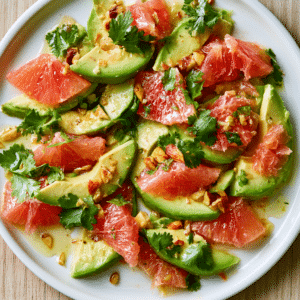 Avocado And Grapefruit Salad With Honey-Lime Dressing